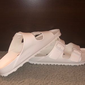 white birkenstock’s